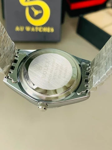 Date Roman Model Grey