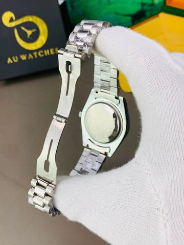 Cut Reg Stone Model | Silver Blue