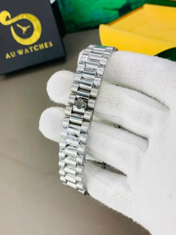 Cut Reg Stone Model | Silver Blue